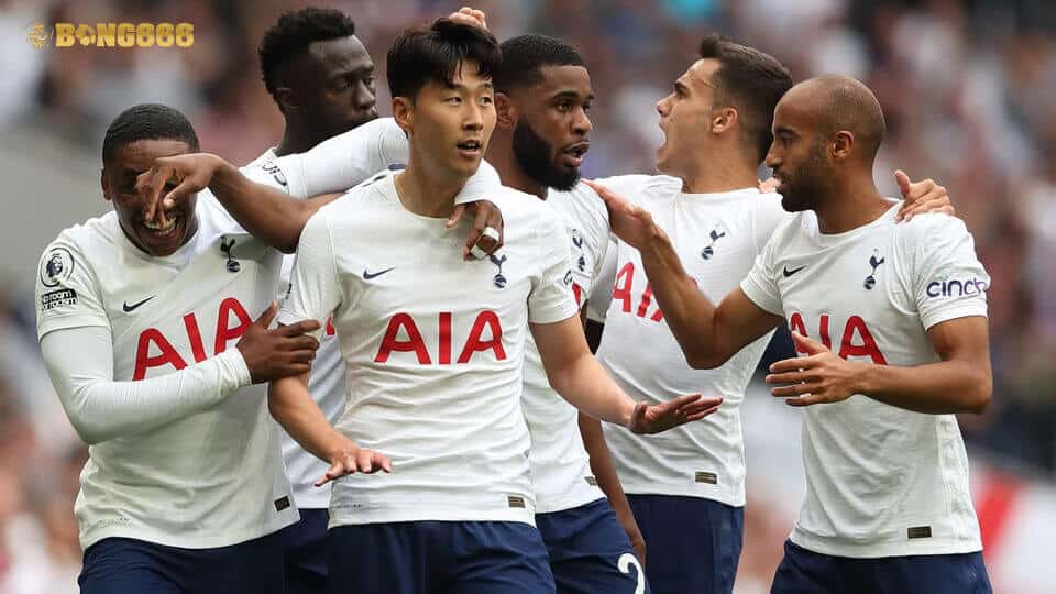 Tottenham quá thành công với bài toán thể lực